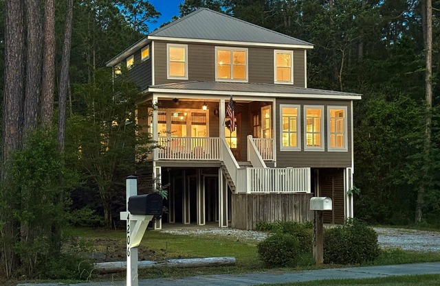 Spacious 5 bed coastal luxury home | Grand Hotel