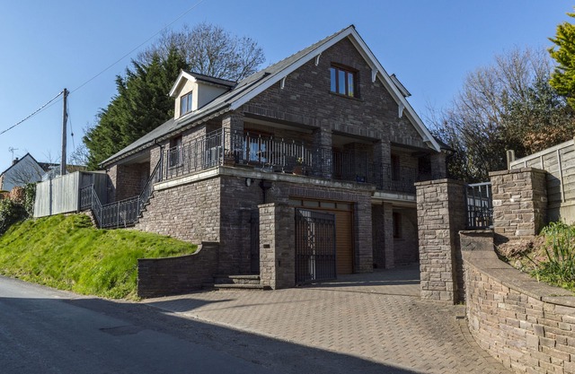 Spacieuse propriété de 5 chambres avec bain à remous / sauna située dans le pittoresque Grosmont