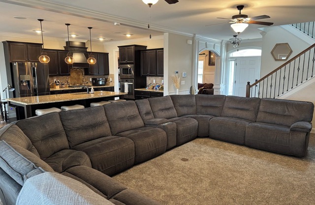 Spacious 5-bedroom, 8-bed house in welcoming Grovetown, w/ Rogue fitness room