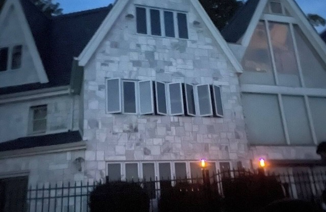 Spacious 5-bedroom country marble chateau in charming Fair Haven