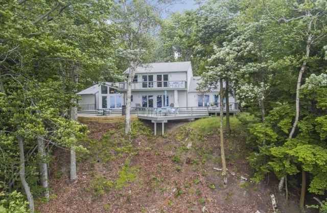 Spacious 5-bedroom house with Lake Michigan beachfront.