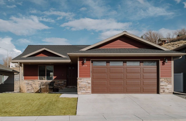 Spacious 5-bedroom house with AC, 5 minutes from downtown in charming Cody
