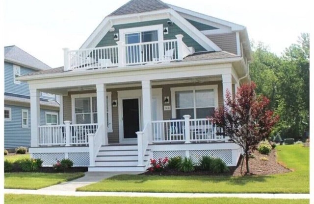 Spacious 5-bedroom/4.5 bath house in the charming Bay Point Resort and Marina.
