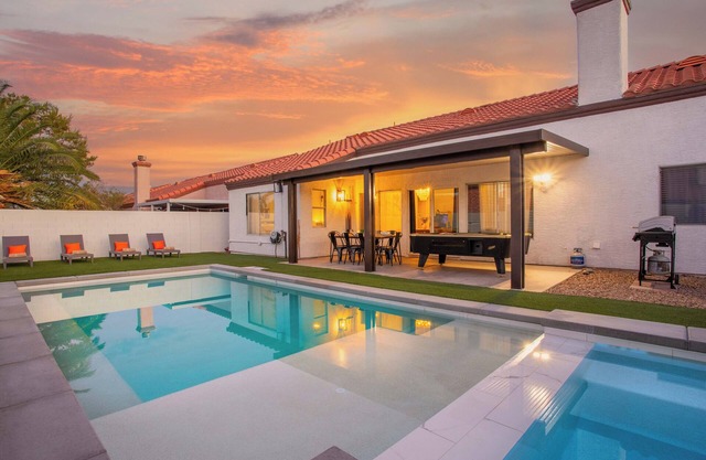 Spacious 5BR House w/ Heated Pool + Jacuzzi