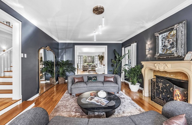 Spacious 6-bedroom house in the hart of Beverly Hills. 1 block from Rodeo Drive.