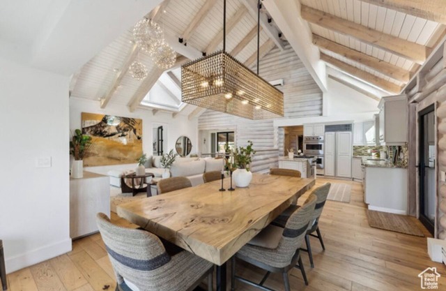 Spacious 6-bedroom mountain chalet in Park City with pool