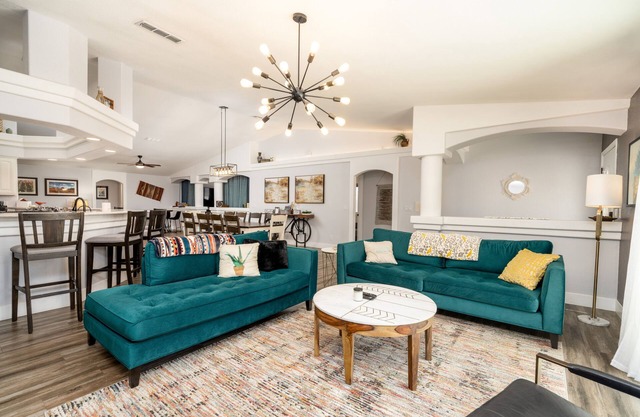 Spacious Estate Pool Home for Families & Retreats in the Heart of Lake Havasu!