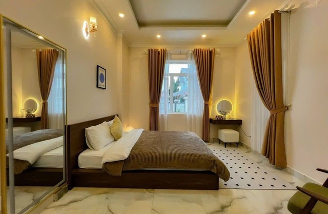 Spacious 7BR-9BA villa in Da Lat 16 Guests peaceful Hills View.