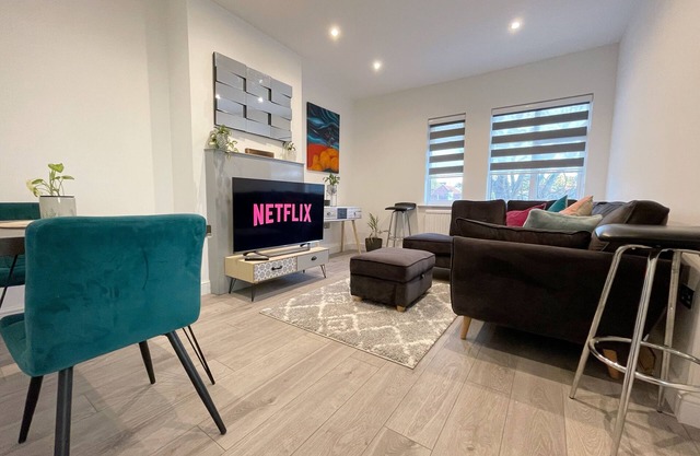 Spacious and bright one bedroom apartment