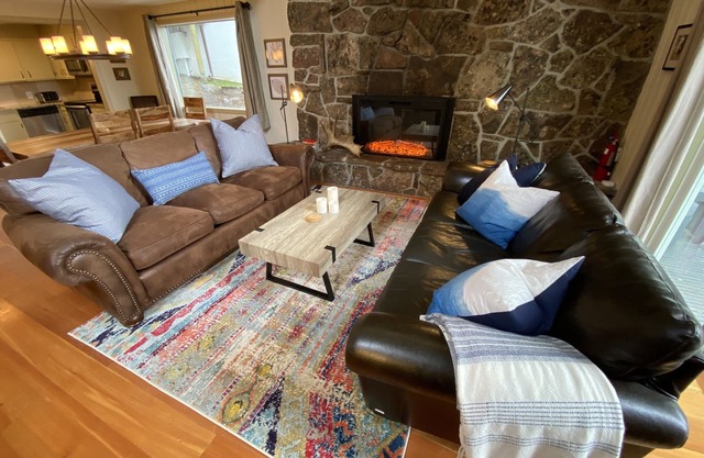 Spacieux et confortable, 3Bed / 2bath Condo près de tout dans Teton Village