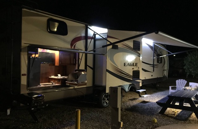 Remorque Rv 37 pieds spacieuse et luxueuse