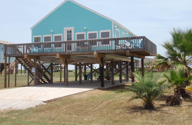 Maison de plage spacieuse et ouverte fraîchement rénovée, nous louons des voiturettes de golf !!