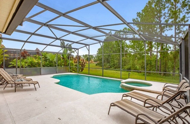 Spacious and Relaxing Home with South Facing Pool