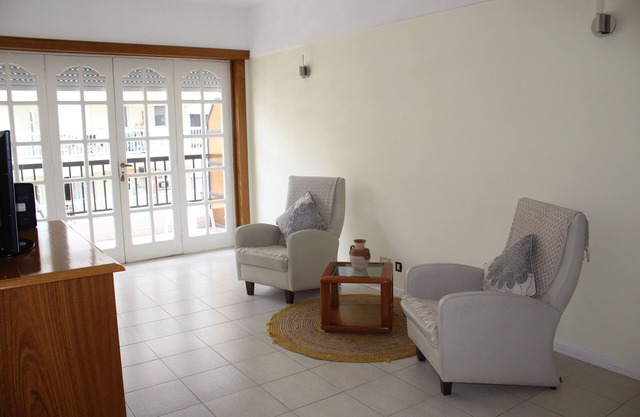 APPARTEMENT SPACIEUX MÈTRES DE LA MER DANS LA RÉGION DE GUEMES