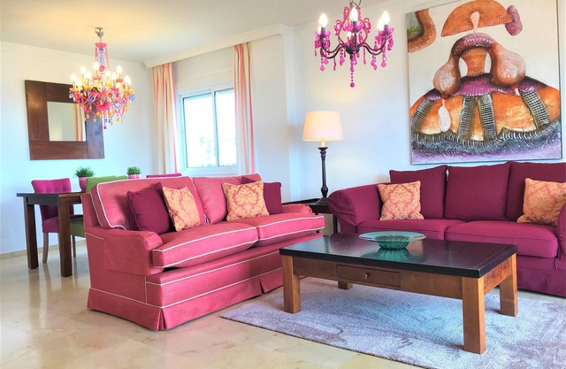 appartement spacieux pouvant accueillir jusqu'à 5 personnes directement sur la plage avec vue panoramique