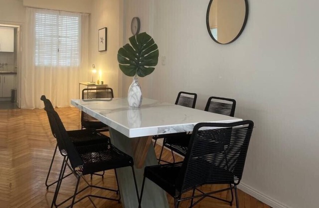 Spacious apartment in the heart of Recoleta
