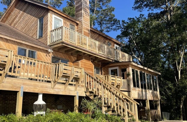 Spacious beach house on the water - private getaway, dock and water access