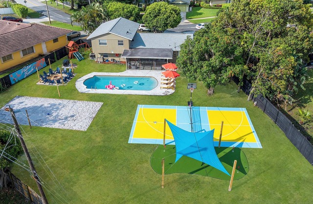 Spacious Beach Retreat | Private Pool | Pickleball