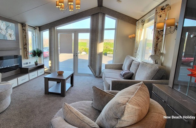 Spacious Beautiful 6 Berth Holiday Home Near the Beach & Resort Facilities