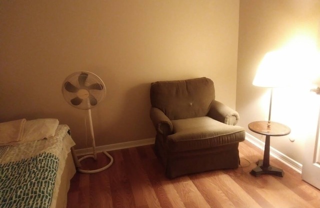Spacious Beautiful House near Botanical Garden