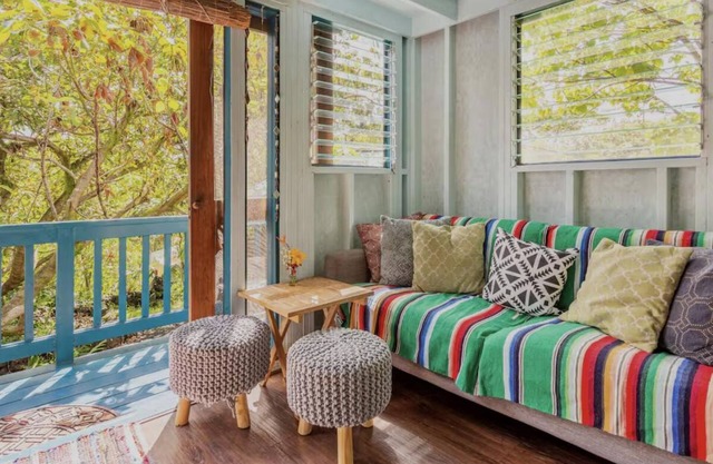 Spacious, Bright, Jungle retreat
