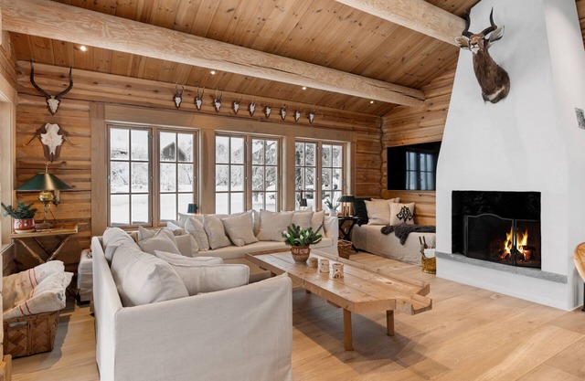Spacious Chalet in Trysil with sauna, next to pists and spectacular views views o