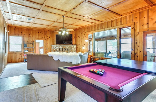 Spacious Coarsegold Getaway ~ 34 Mi to Yosemite!