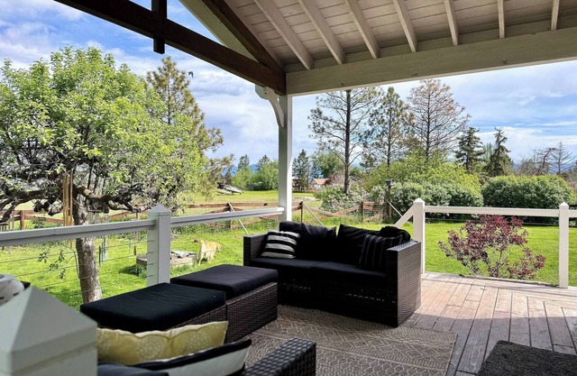 Pet Paradise with Convenient Doggie Door to Securely Fenced Deck and Yard!