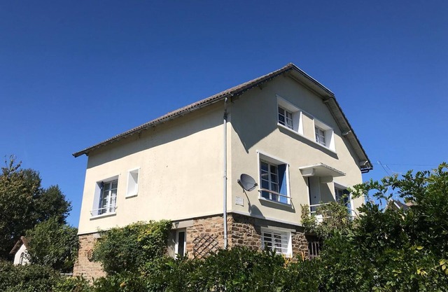 Isolé bien équipée spacieuse Maison de Campagne avec piscine privée et clos Gar