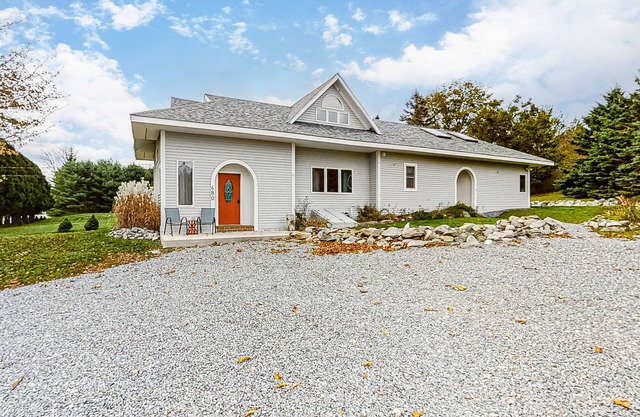 Spacious country home with water views - near beach & Acadia National Park