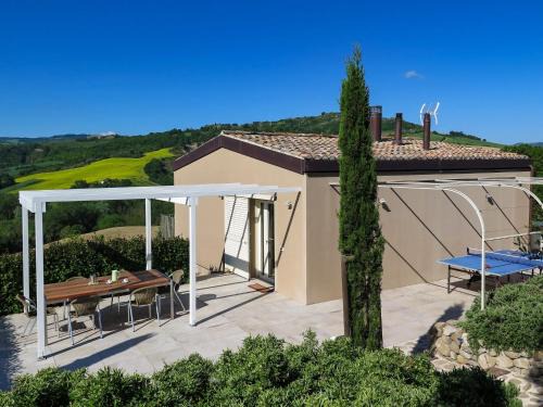 Spacious Countryside Retreat