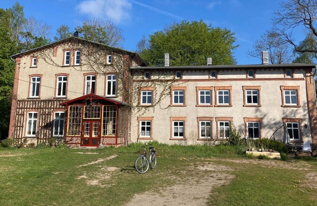 Appartement spacieux à Lalendorf avec barbecue