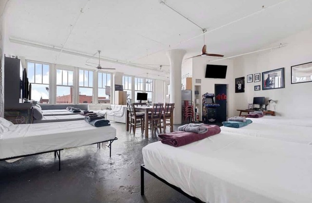 Huge Loft with Ohio River View in Downtown Louisville
