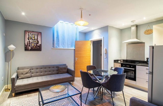 Spacious Ensuite 2-Bedroom Flat in Kelham Island