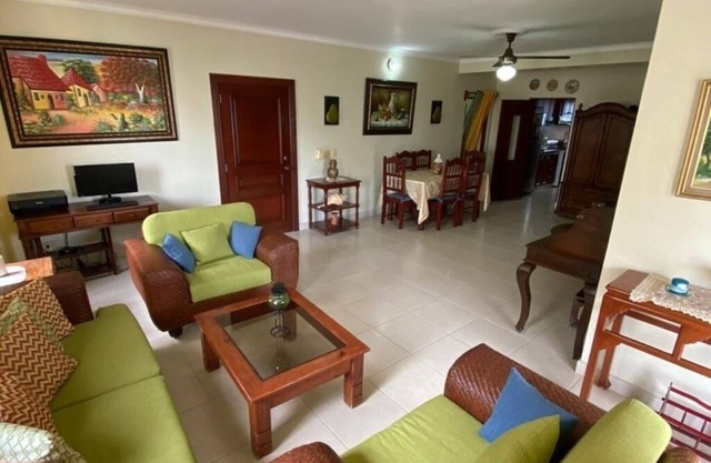 Appartement entier spacieux. Près de tout