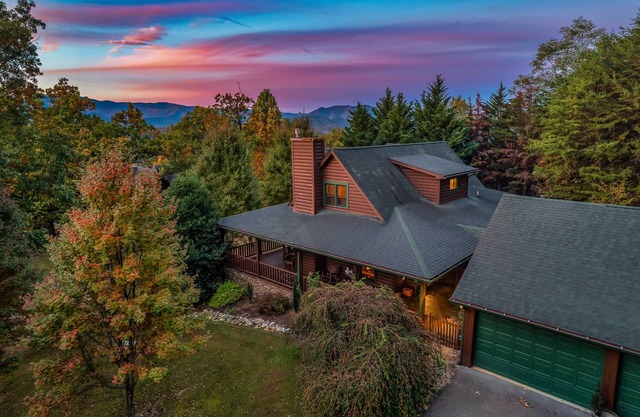 Spacious Spring Family Cabin | 5 mi to National Park | Hot Tub | Arcade