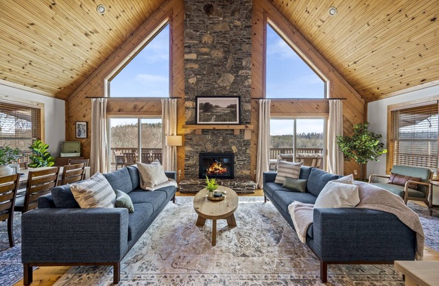 Spacious, Family-Friendly Getaway Near Mammoth Cave & Nolin Lake