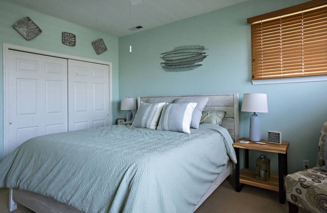 Spacious Family & Golf Retreat at Bayside