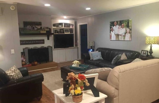 Spacious Family Home in Quiet Neighborhood
