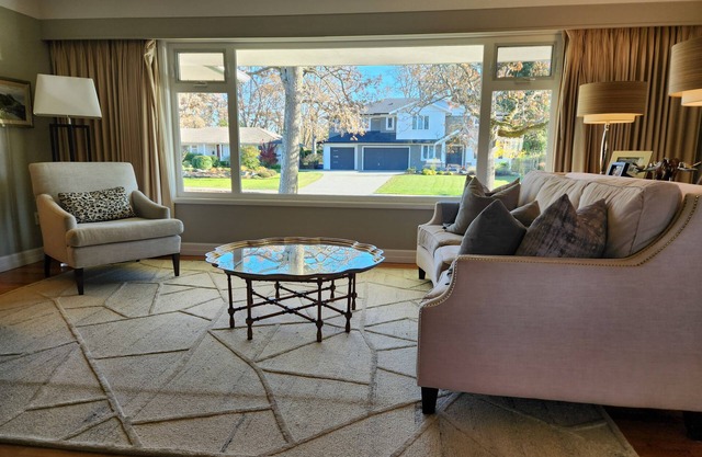 Spacious Family Home with Large Yard in Oak Bay