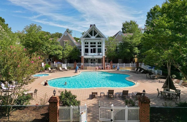 The Estates - 4 bedroom - Sleeps 14