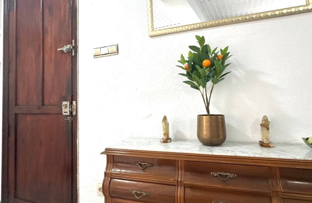 Spacious flat in the Heart of Cullers, 15min to Beach, Fully Equipped