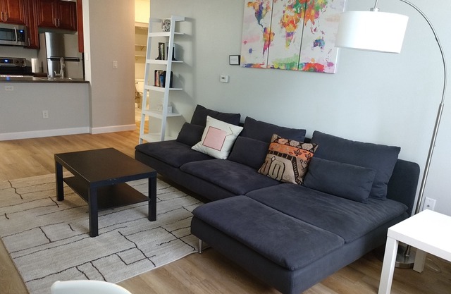 Condo meublé moderne dans la Petite Italie
