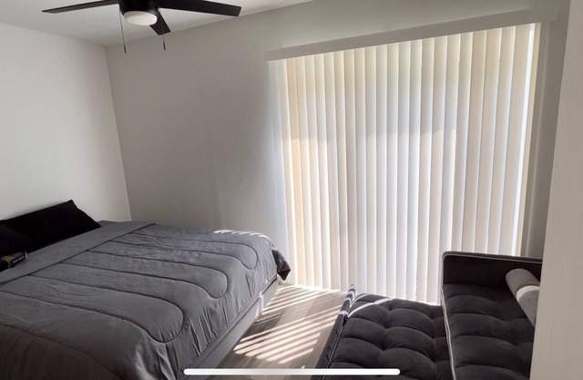 Spacious getaway, so fresh and clean!