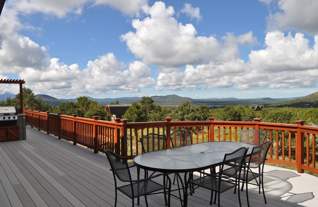 Spacieuse maison personnalisée High Country avec une vue imprenable