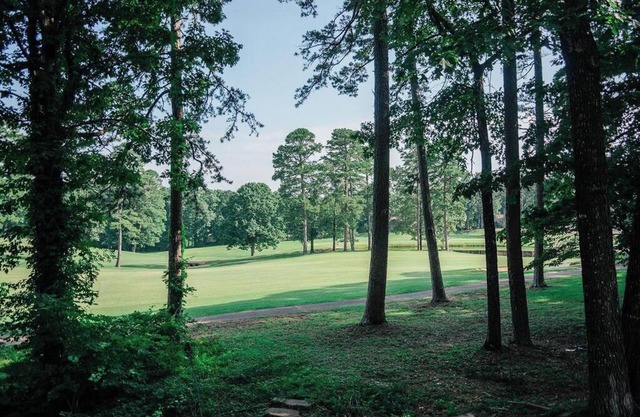 Spacious Home on the 18th Fairway at Desoto Golf Course