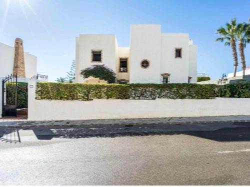 Spacious holiday home with private garden
