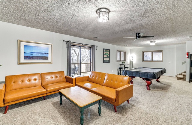 Spacious Holiday Island Escape w/ Deck & Gas Grill