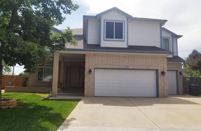 Spacious home located near Mtns & Downtown Denver!