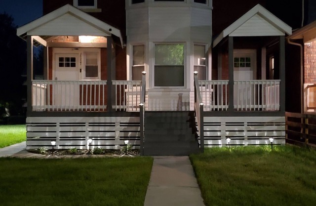 Spacious Home Located In The Heart Of Detroit, Minutes From Downtown